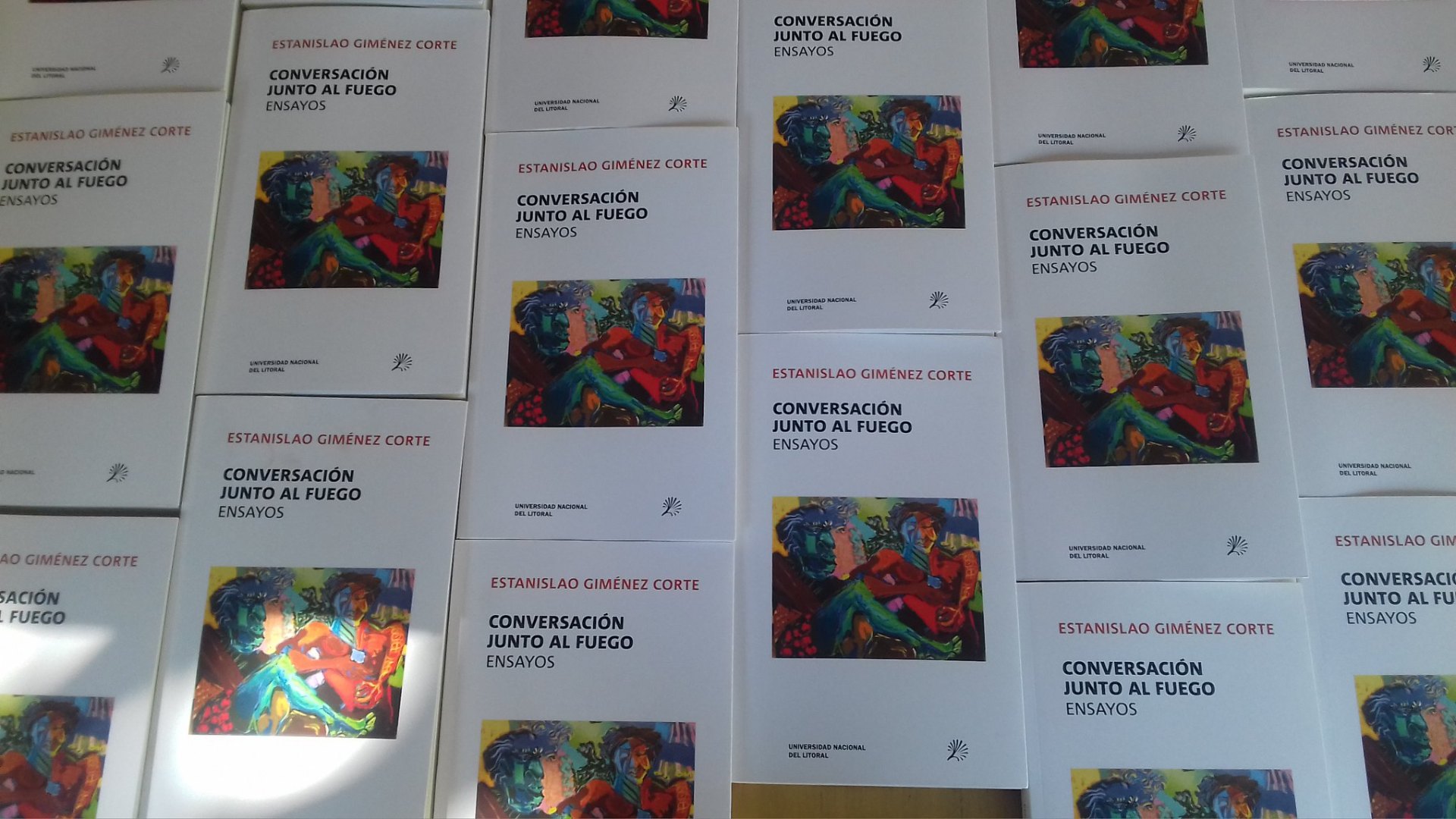 Edición UNL - Conversación junto al fuego